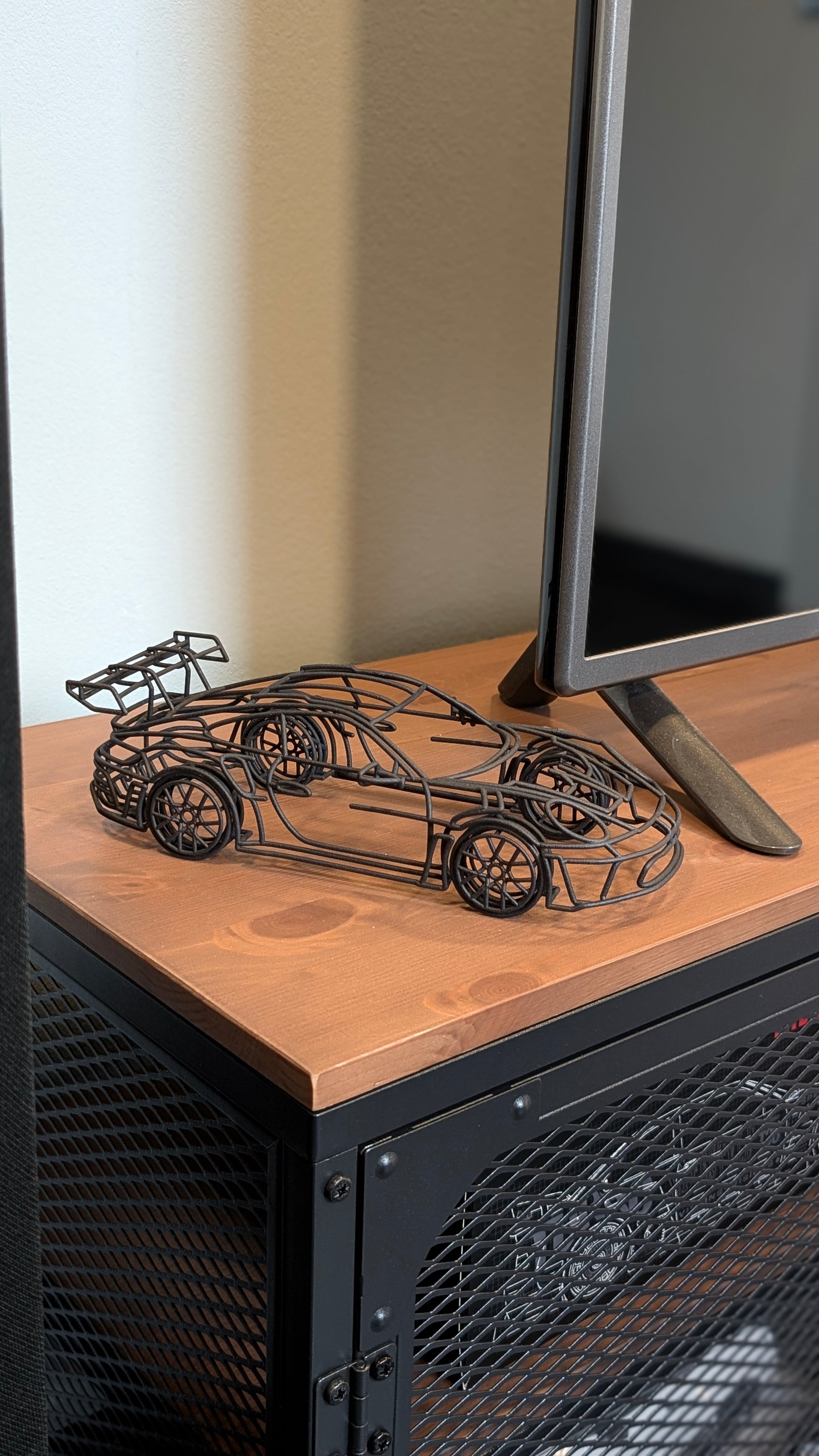 1:18 WiredCars 992 GT3 RS Gitter-Modell - WiredCars