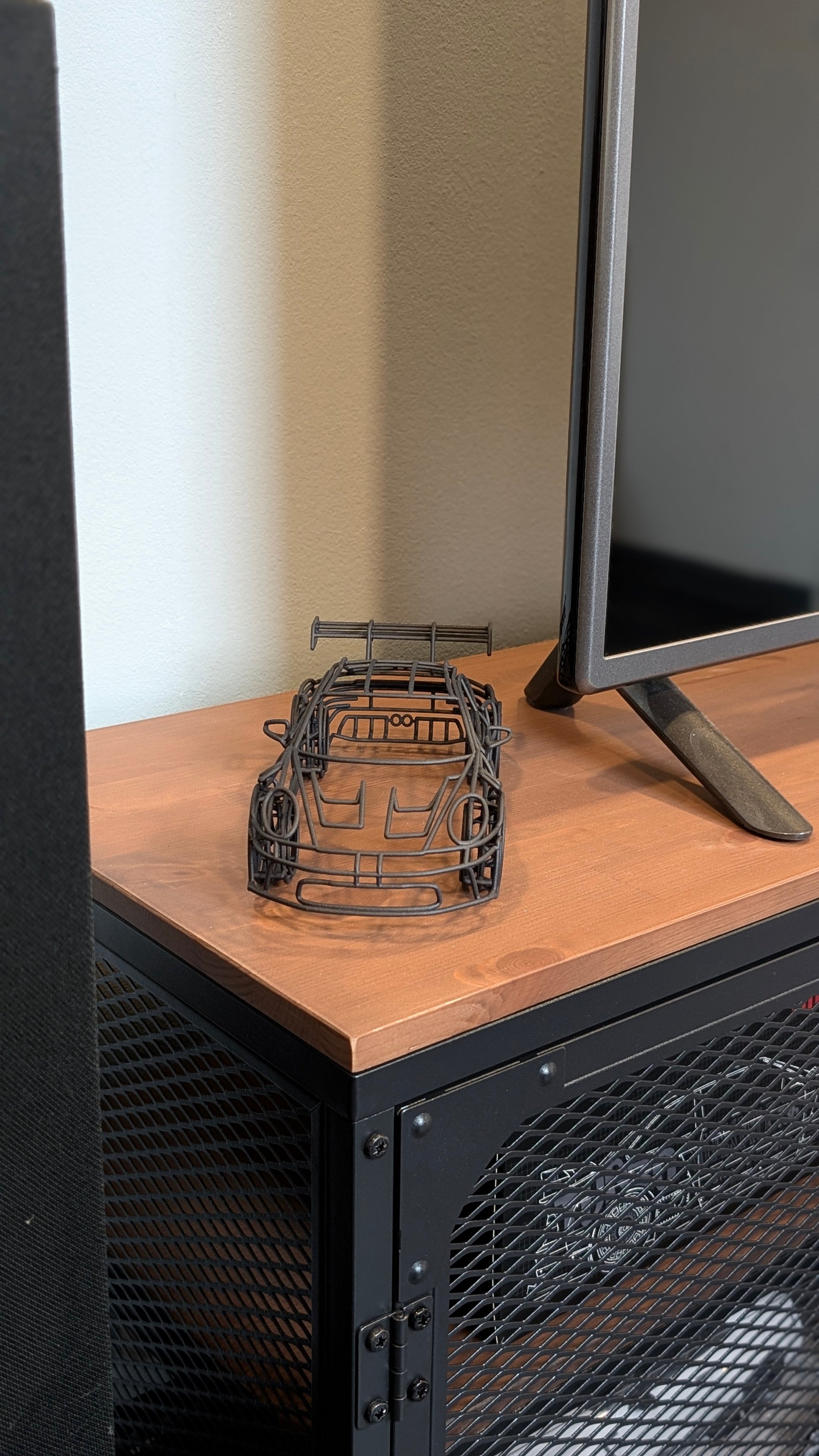1:18 WiredCars 992 GT3 RS Gitter-Modell - WiredCars