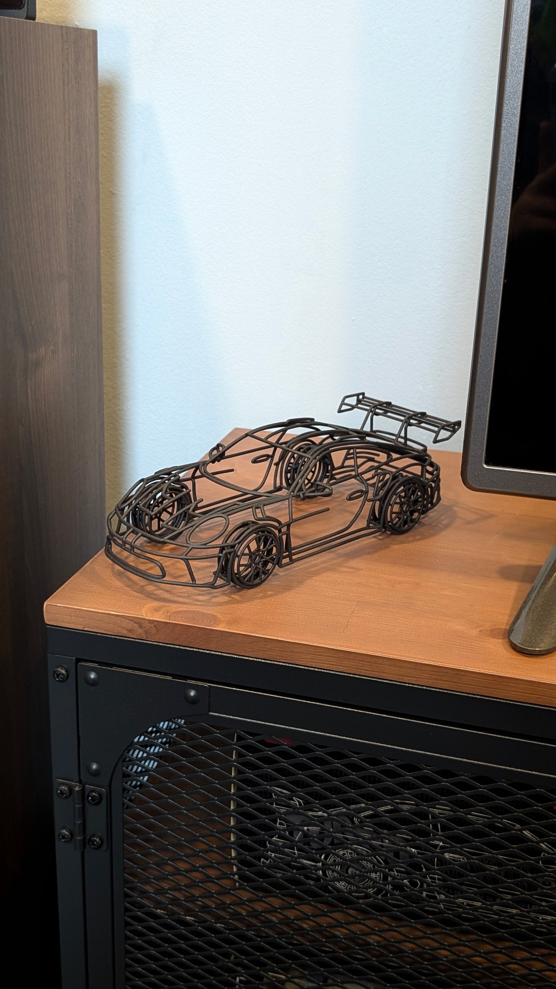 1:18 WiredCars 992 GT3 RS Gitter-Modell - WiredCars