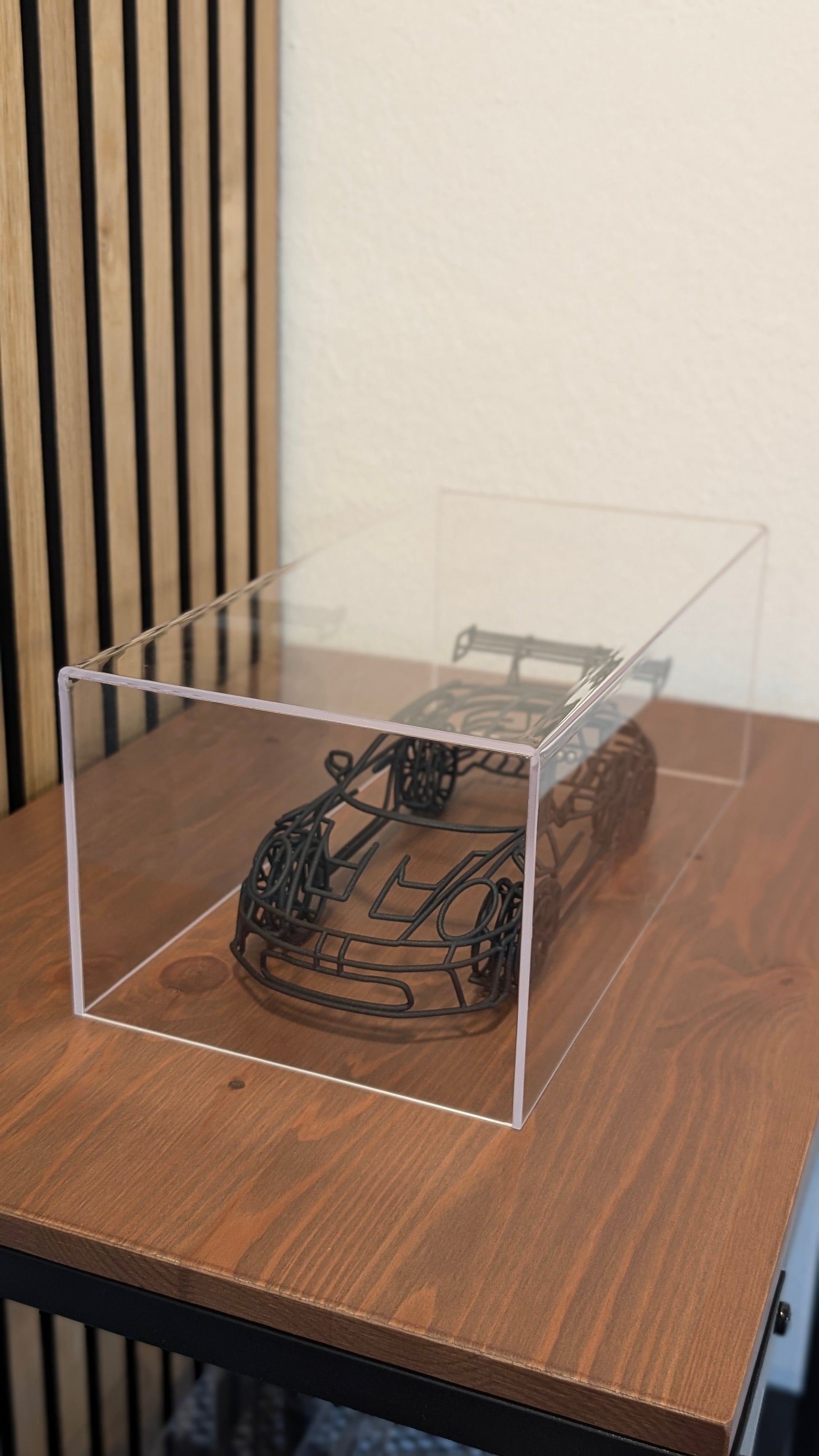 1:18 WiredCars 992 GT3 RS Gitter-Modell - WiredCars