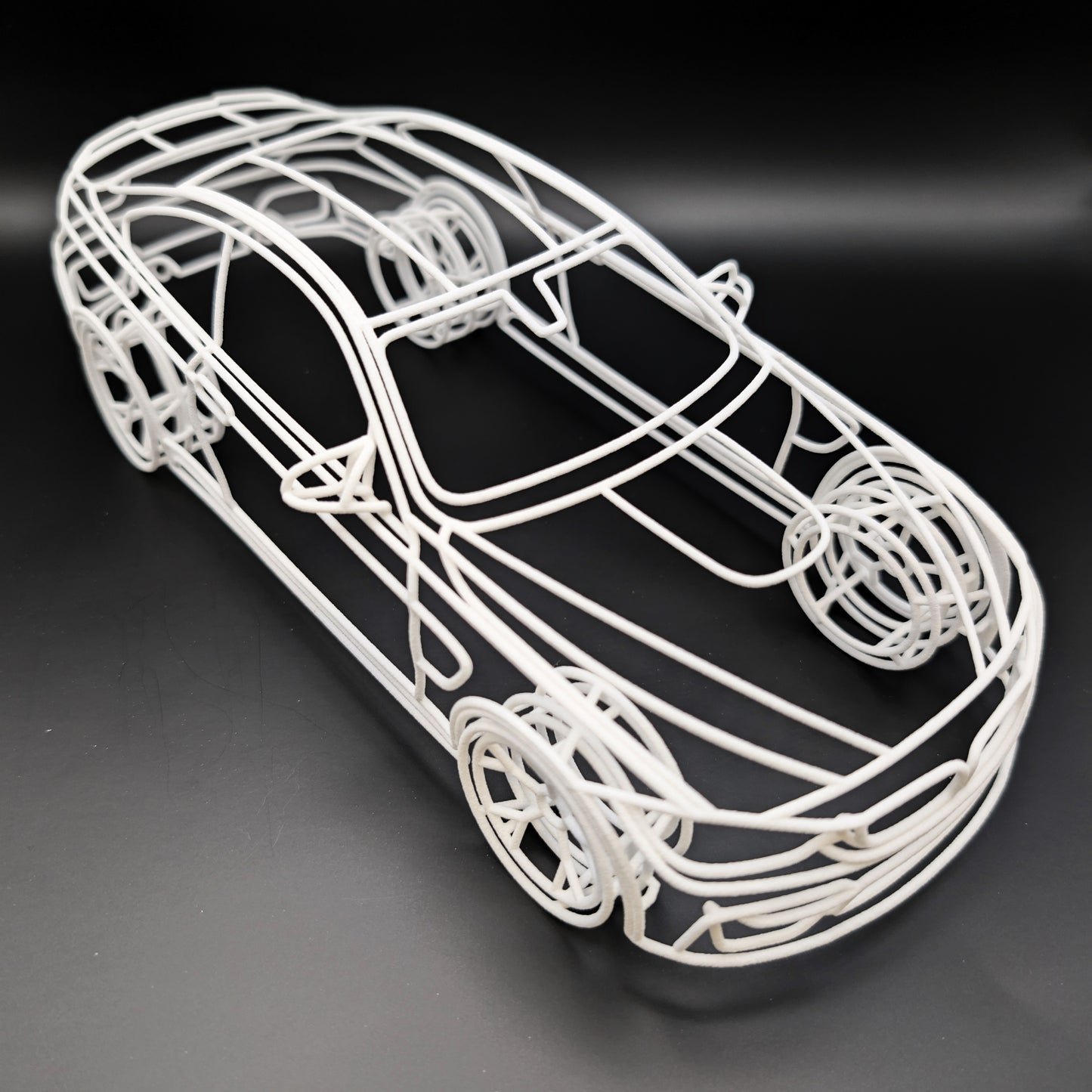 1:18 WiredCars M4 F82 Gitter-Modell