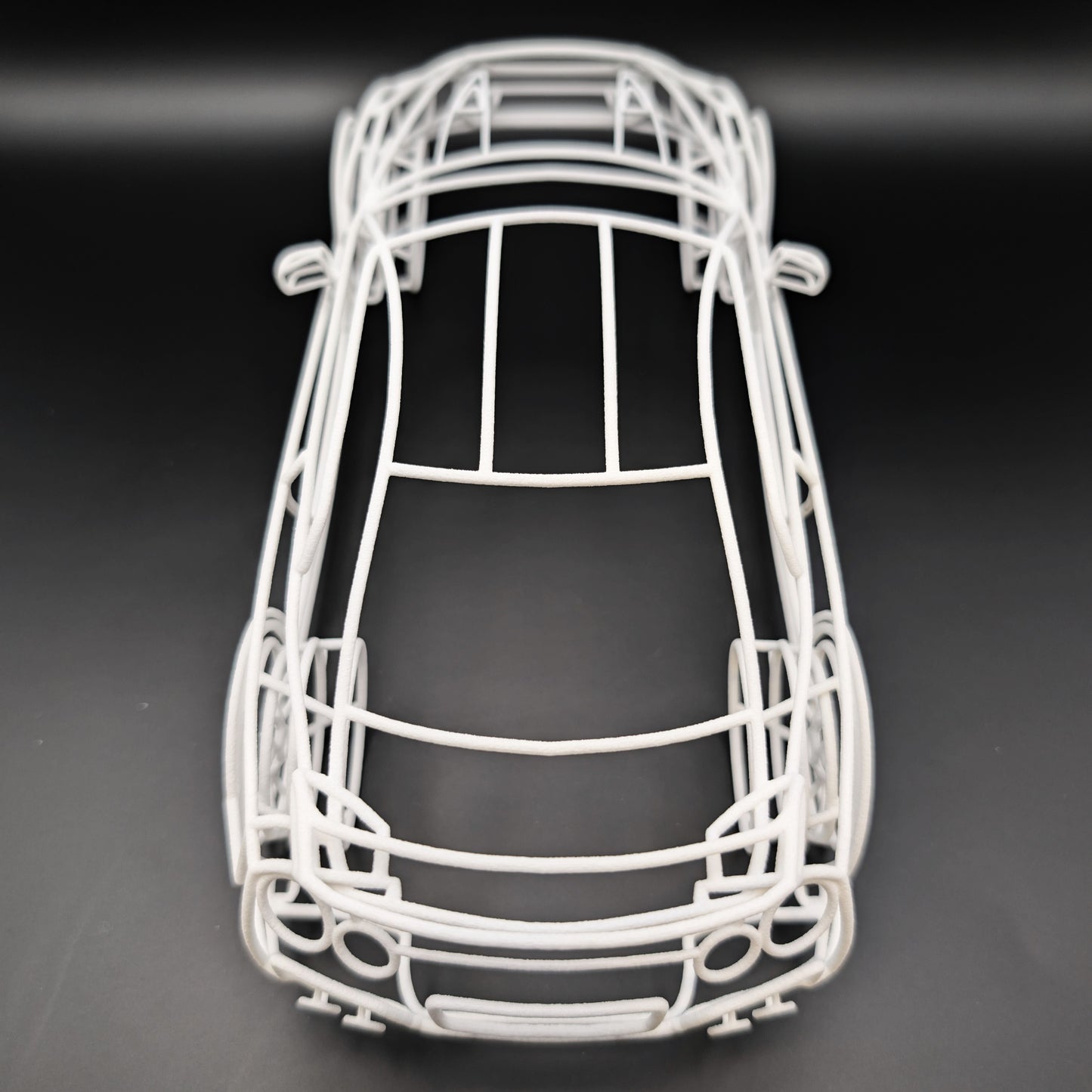 1:18 WiredCars R35 GT-R Gitter-Modell